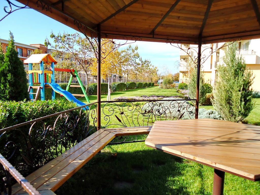 Oxygen Apartments Sveti Vlas Eksteriør billede